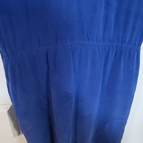 100% Silk Dress Blue Button Down Size 6 Pockets Midi - Picture 8 of 11